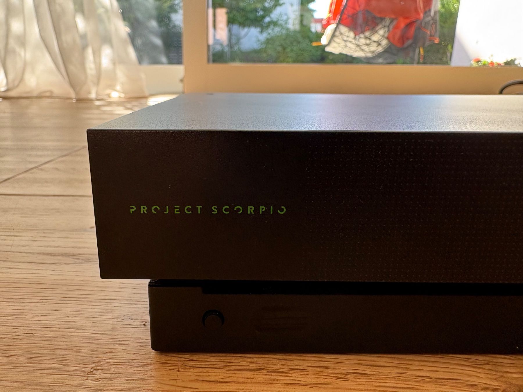 Microsoft Console: Xbox One X - Project Scorpio - mit SSD aufgerüstet + Kinect – Usato da Muttenz venduto da kuz_kx79 7