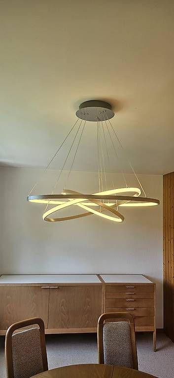 Kronleuchter & Deckenlampen: LED-Esszimmerlampe – Gebraucht aus Einsiedeln von schneerakete 3
