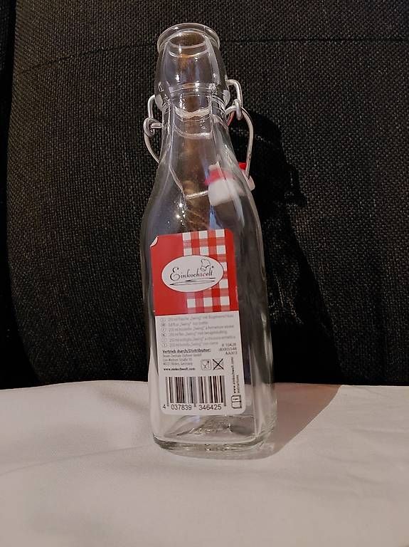 Bicchieri, Caraffe & Bottiglie: 7 Bügelflaschen – Nuovo e nell'imballaggio originale da Glattfelden venduto da daniel0303 1