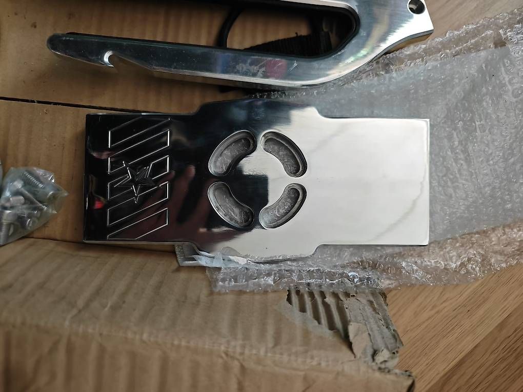 Planches de surf: NEUF - racks JOBE pour planches de wakeboard/wakesurf – D'occasion à Genève par Fleur-Xuan 1