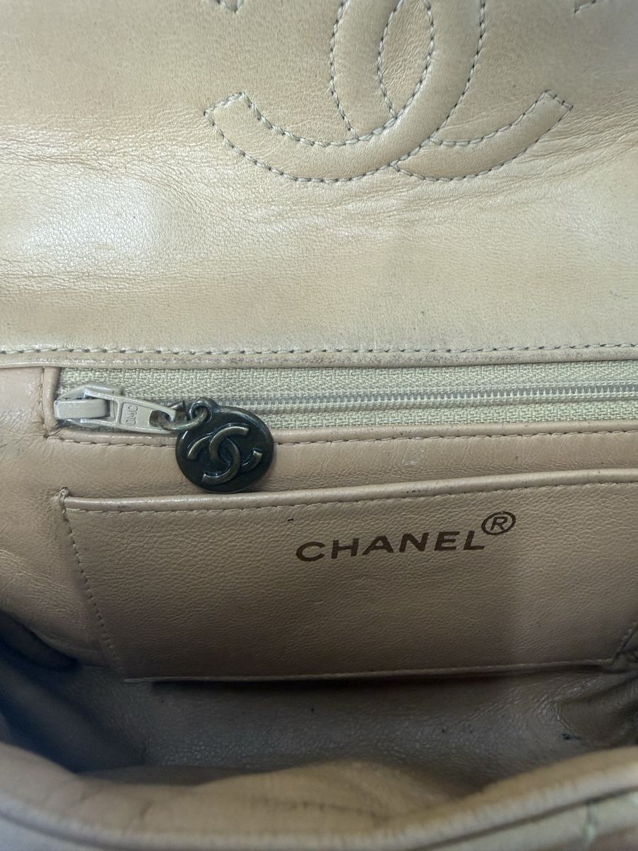 Chanel Borse da donna: Vintage chanel bag – Usato da Lausanne venduto da Unehistoiredesapes 7