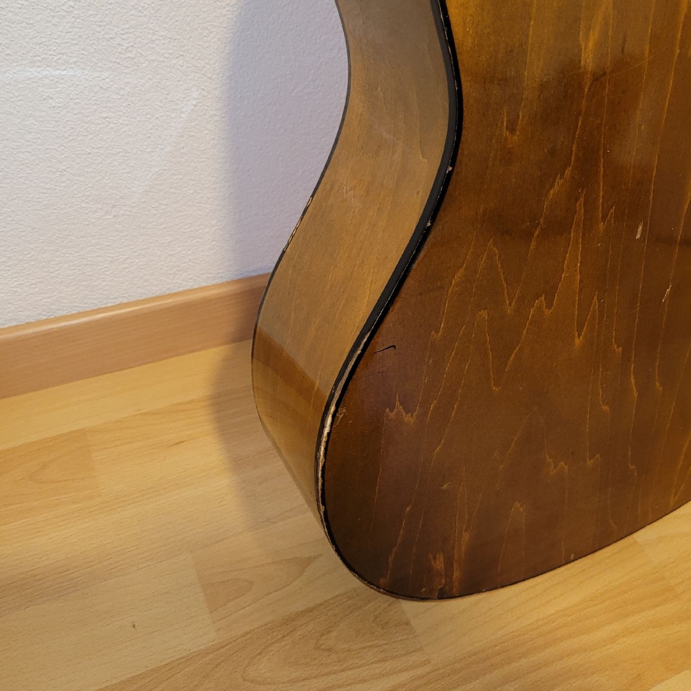 Strumenti musicali: gitarre instrument – Usato da Reichenburg venduto da AK307 7