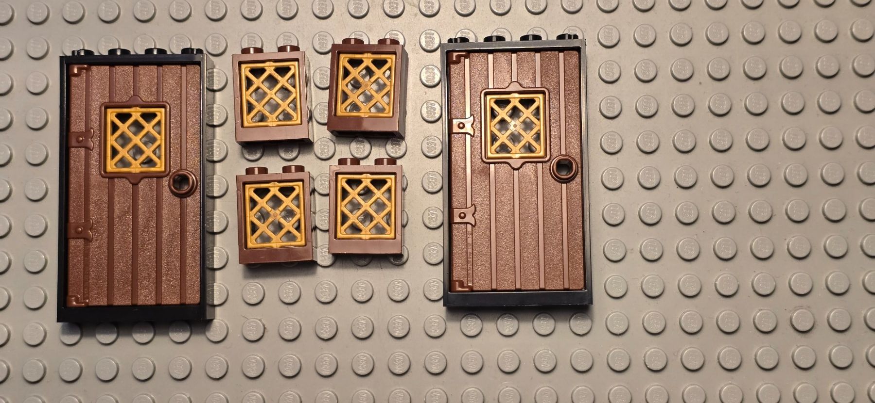 Lego Kit di costruzioni: Lego Fenster mit Türen – Nuovo (secondo la descrizione) da Basel venduto da Swi-7621
