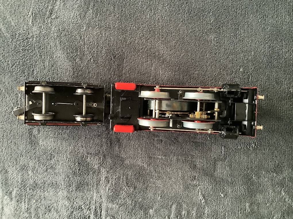 Märklin Modellini di ferrovie: Märklin Spur 0 - Dampflok mit Tender R 910 – Usato da Glis venduto da nice68 2