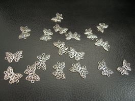 18 Schmetterlings Anhänger für Schmuck / Halsketten