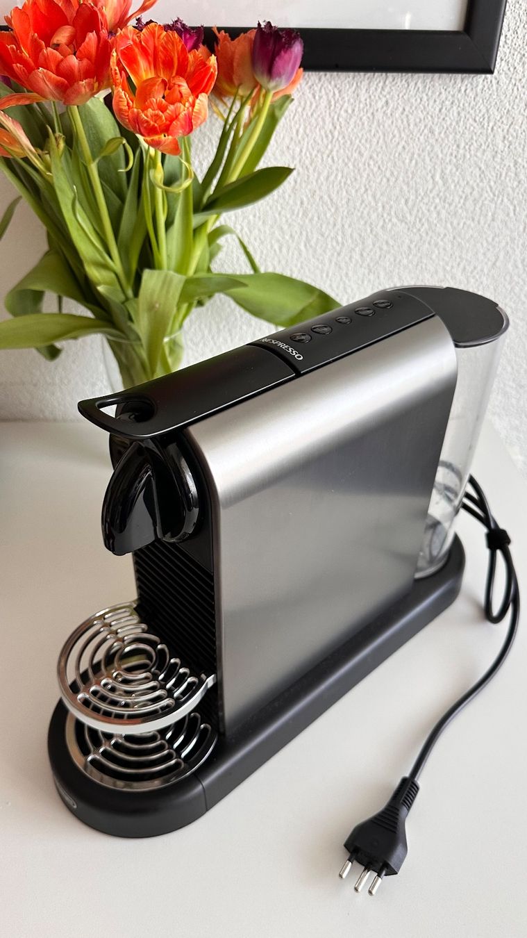 De'Longhi Macchine per caffè & Macchine per espresso: Nespresso CitiZ Platinum Kapselmaschine – Usato da Winterthur venduto da Iryna_Valerii 1