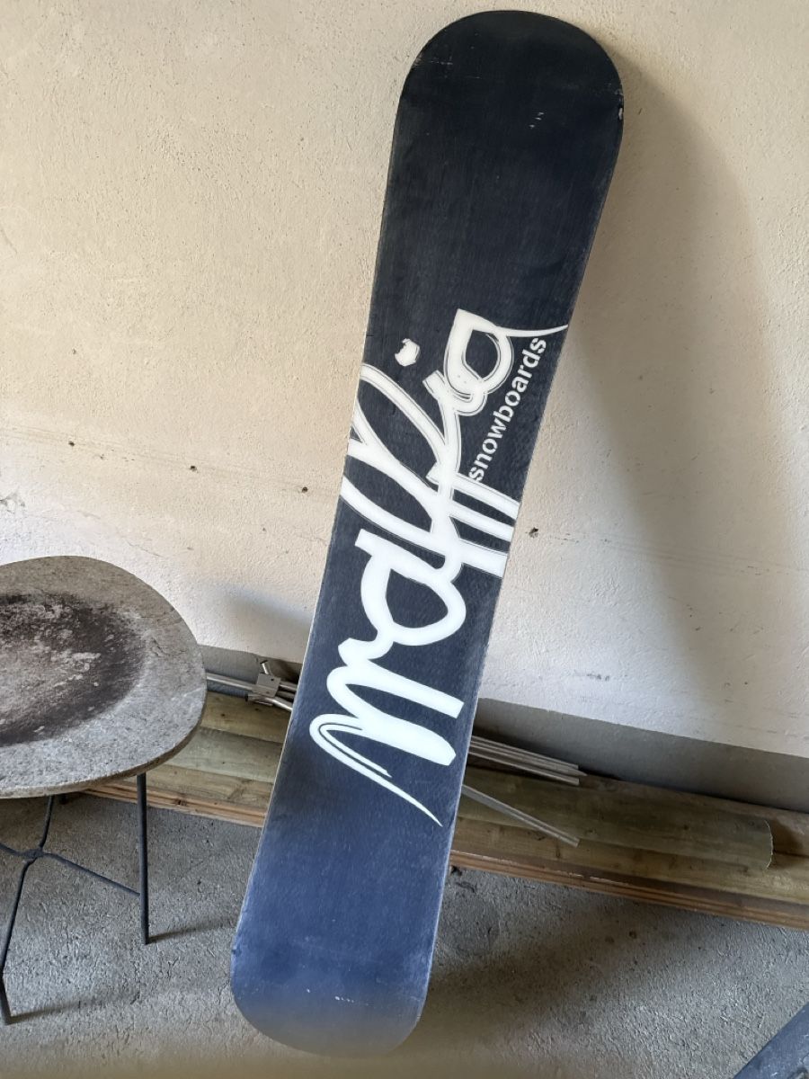 Board: älteres Snowboard, 150 cm – Usato da Amriswil venduto da used2use 1