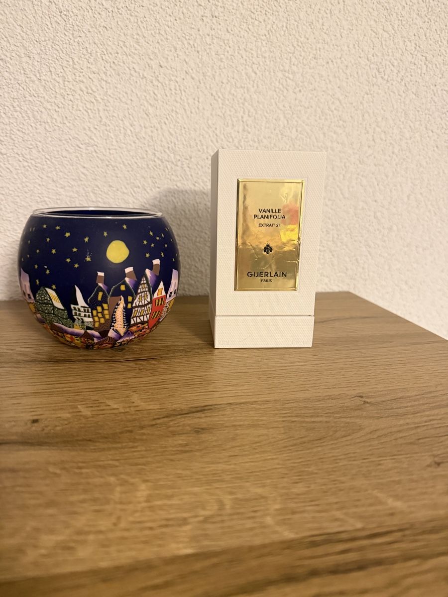 Guerlain Profumi & Eau de Toilette: Guerlain Vanille Planifolia Extrait 21 – Nuovo (secondo la descrizione) da Winterthur venduto da Selinnn