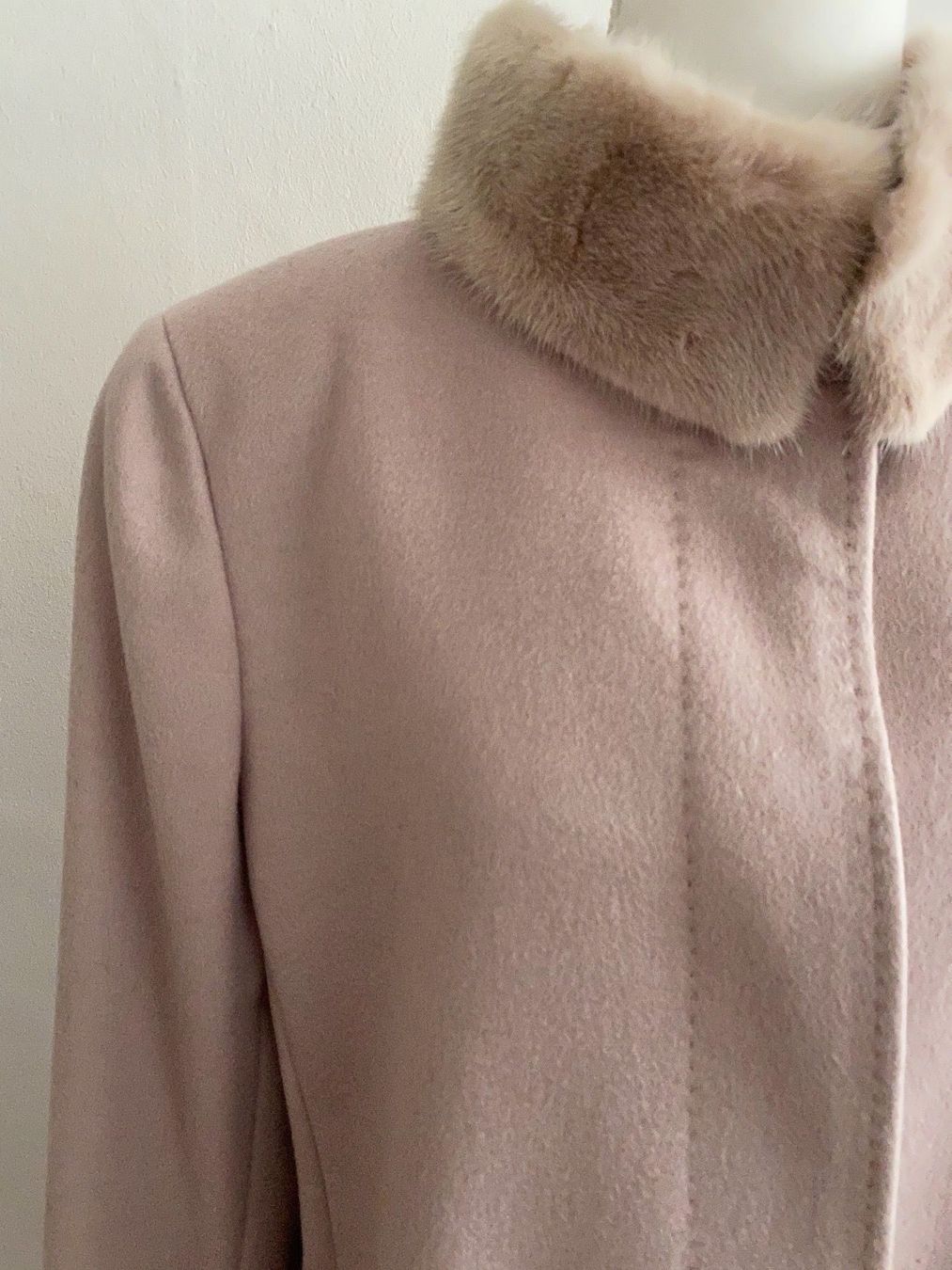 Max Mara Cappotti: Max Mara Studio Mantel – Nuovo (secondo la descrizione) da Bern venduto da schnupka 1