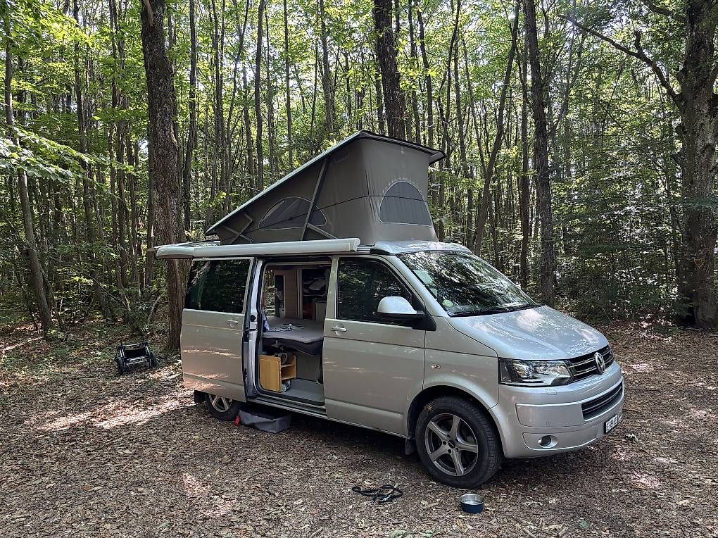 Camping Fahrzeuge: Van California T5 185ch DSG7 – Gebraucht aus Carouge GE von mme_9vdz 4