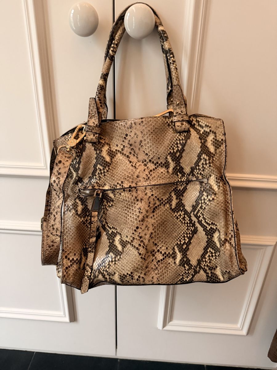Taschen für Damen: Handtasche Schlangenoptik beige braun – Neu (gemäss Beschreibung) aus Schaffhausen von bet_5znm