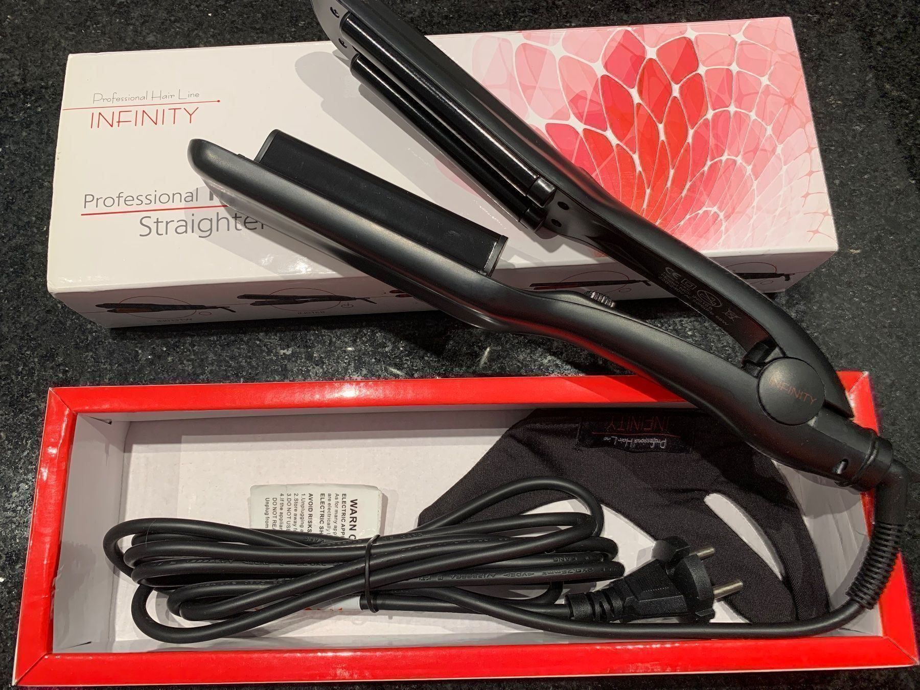 Piastre & Arricciacapelli: Straightener Professional Hair INFINITY – Nuovo e nell'imballaggio originale da Zumikon venduto da NG1979