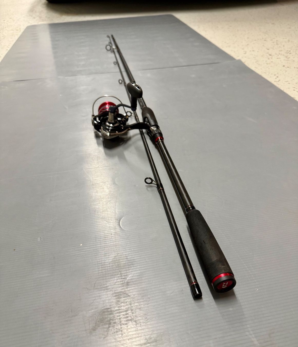 Daiwa Cannes à pêche: Daiwa Comborute 2.40m – D'occasion à Trimbach par duri.. 1