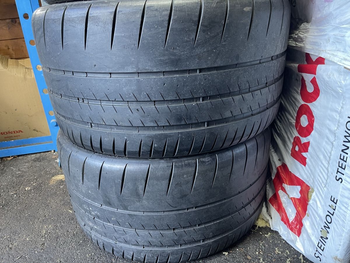 Altro in Scrittura & Disegno: Michelin Pilot Sport Cup 2 (K2)  – Usato da Meyrin venduto da ffe_kyt6 4
