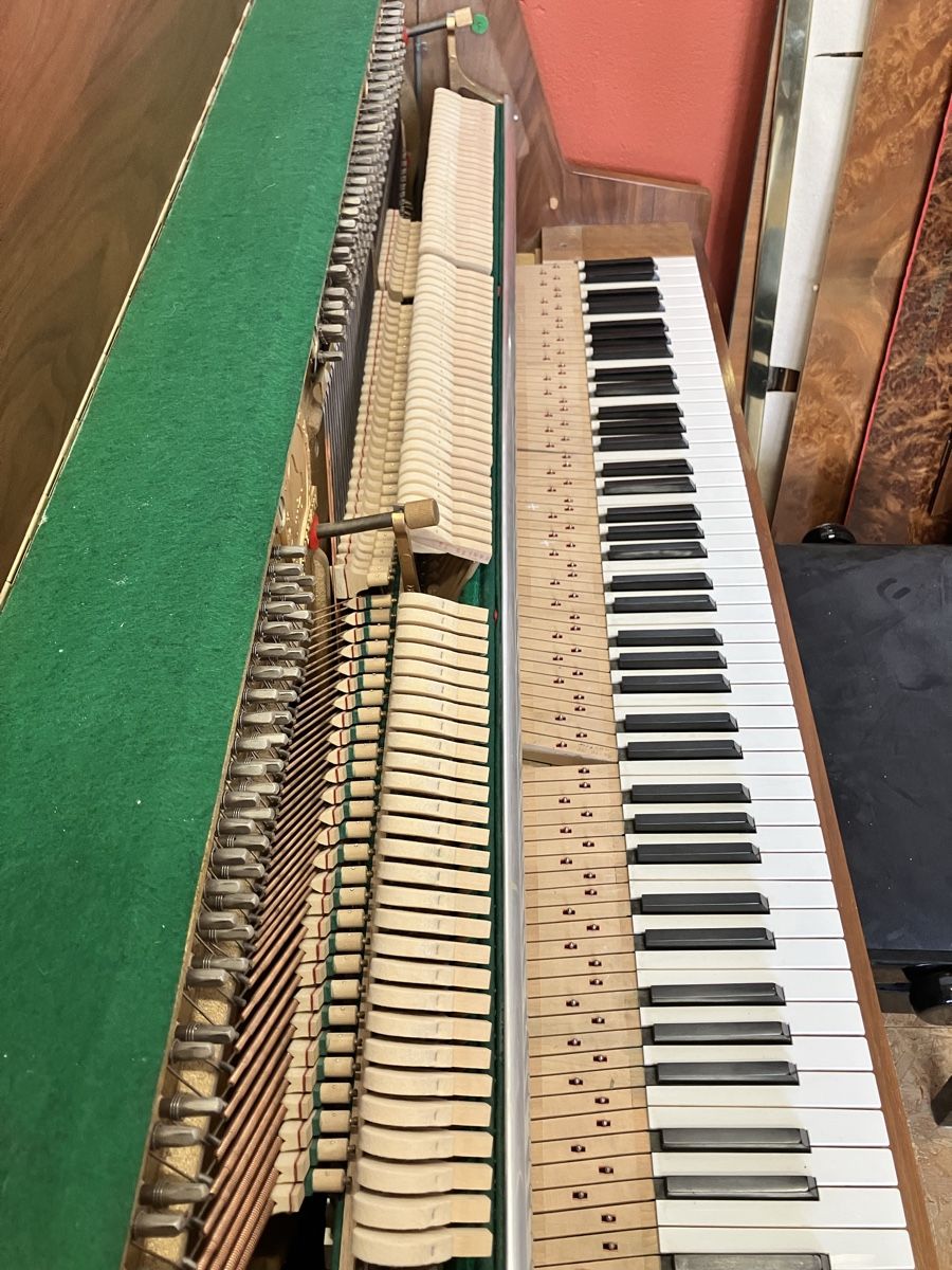 Strumenti musicali: Piano droit Zimmermann – Usato da Colombier NE venduto da Nadinkaa 3