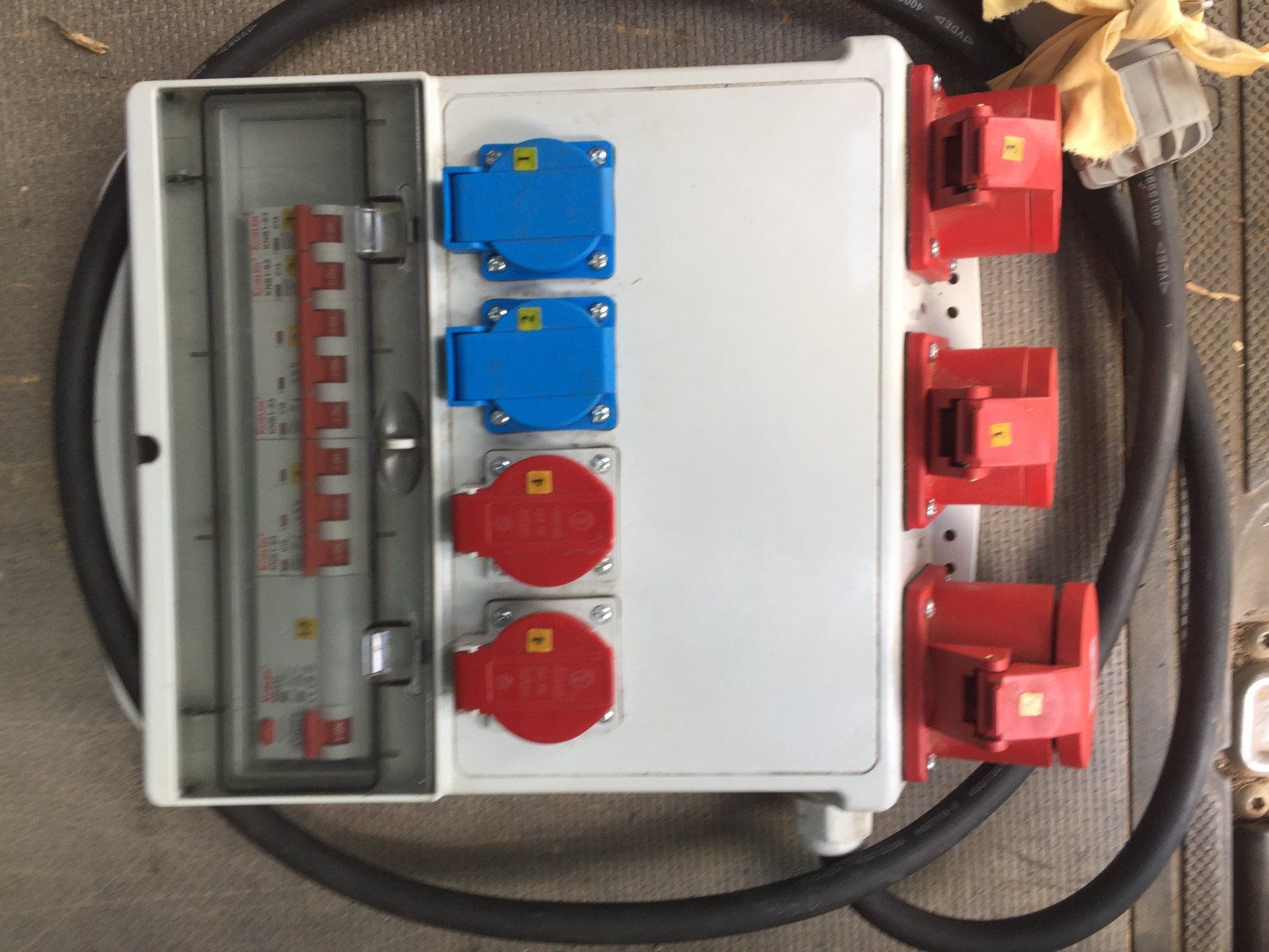 Elettrotecnica: Ekström Baustromverteiler 32A – Nuovo (secondo la descrizione) da Frenkendorf venduto da BasLie 2