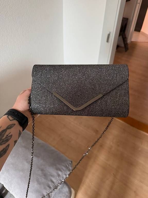Sacs femmes: Sac de soirée  – D'occasion à Moutier par juj_8zdj