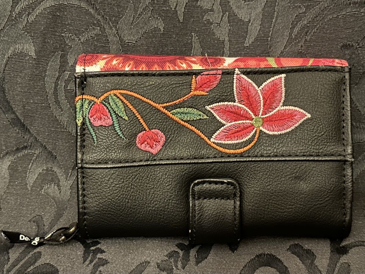 Desigual Portamonete: DESIGUAL Portemonnaie – Nuovo e nell'imballaggio originale da Bern venduto da Maria003 6