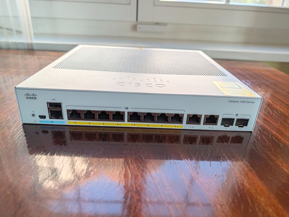 Cisco C1000 - 8 Port 2G L - Guter Zustand (Gebraucht) in Niederweningen ...