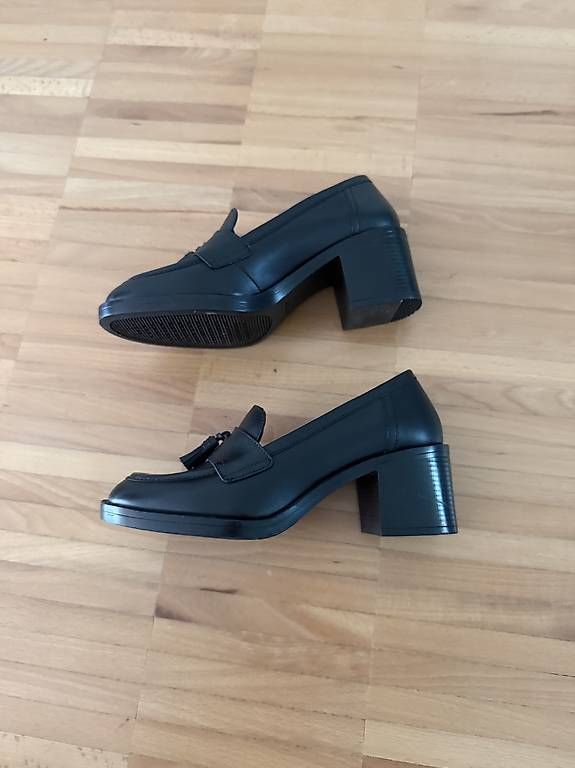 Chaussures femmes: Geox Pumps Grösse 36 – D'occasion à Steffisburg par mde_sf5x 1