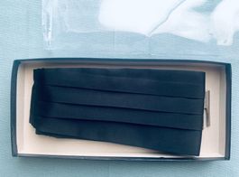 Klassischer schwarzer Kummerbund für Smoking / Black Tie