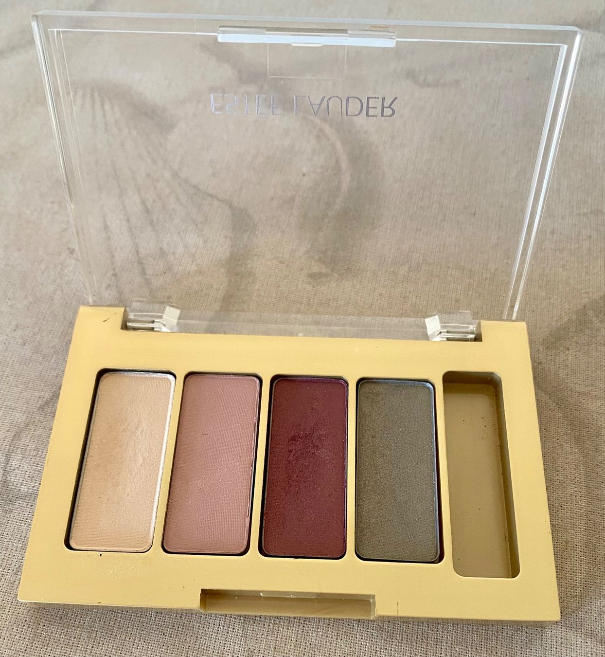 Estée Lauder Make-up: Kleine Lidschatten-Palette Estee Lauder – Neu (gemäss Beschreibung) aus Zürich von Maria2021