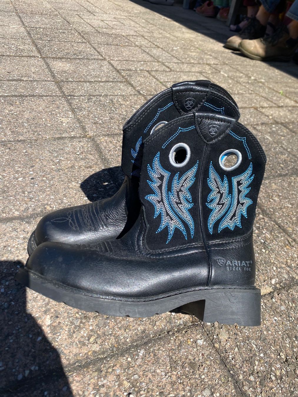 Ariat Scarpe da donna: Ariat Cowboystiefel – Usato da Commugny venduto da miaminikki