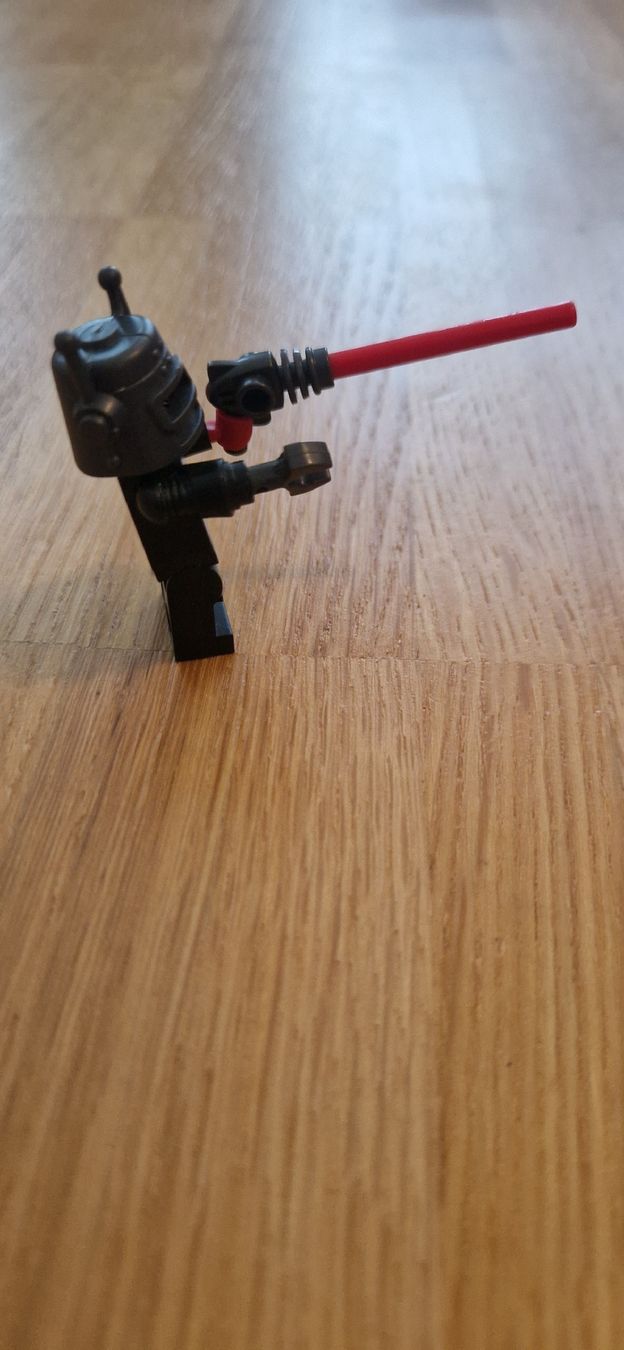 Lego Kit di costruzioni: LEGO Minifigur Serie 8 Robot Retro Sci-Fi – Usato da Riehen venduto da Aconitum 1