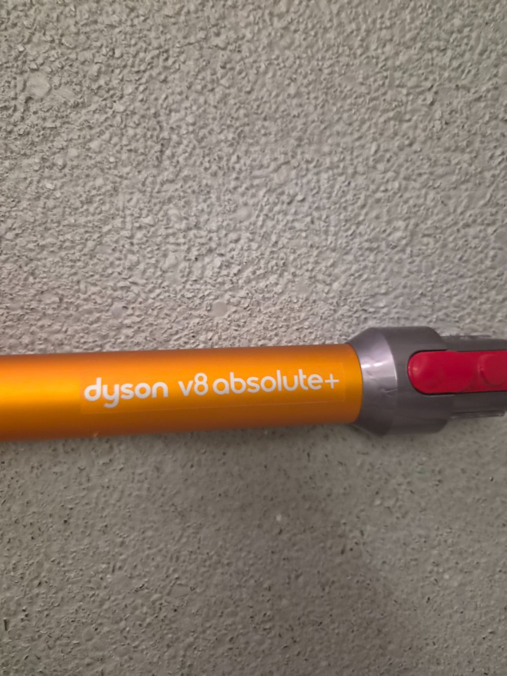 Dyson Aspirateurs & Accessoires: Dyson V8 Akkusauger – D'occasion à Domat Ems par tchnesa 5