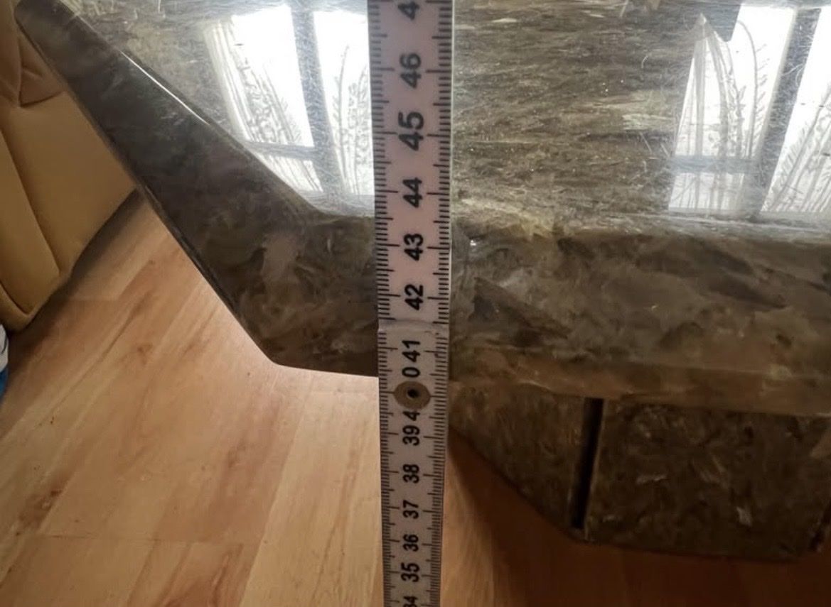 Tische: Table basse en pierre  – Gebraucht aus glovelier von juste_marie 3