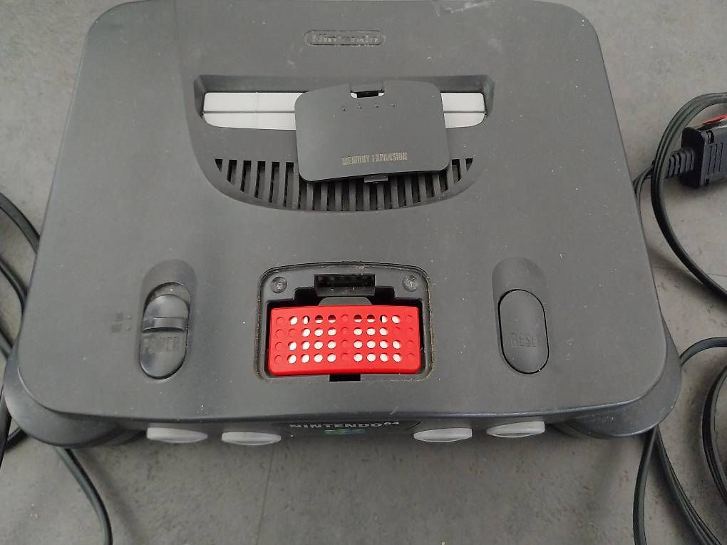 Nintendo Console: n 64 + netzteil + expansion – Usato da Schwaderloch venduto da bademeister79 3