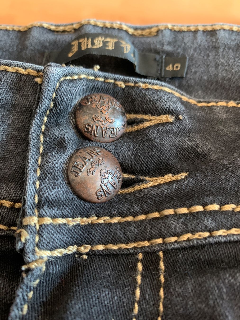Jeans: Jeans noir taille 40 ou L – Gebraucht aus MEYRIN von Gwendo10 2