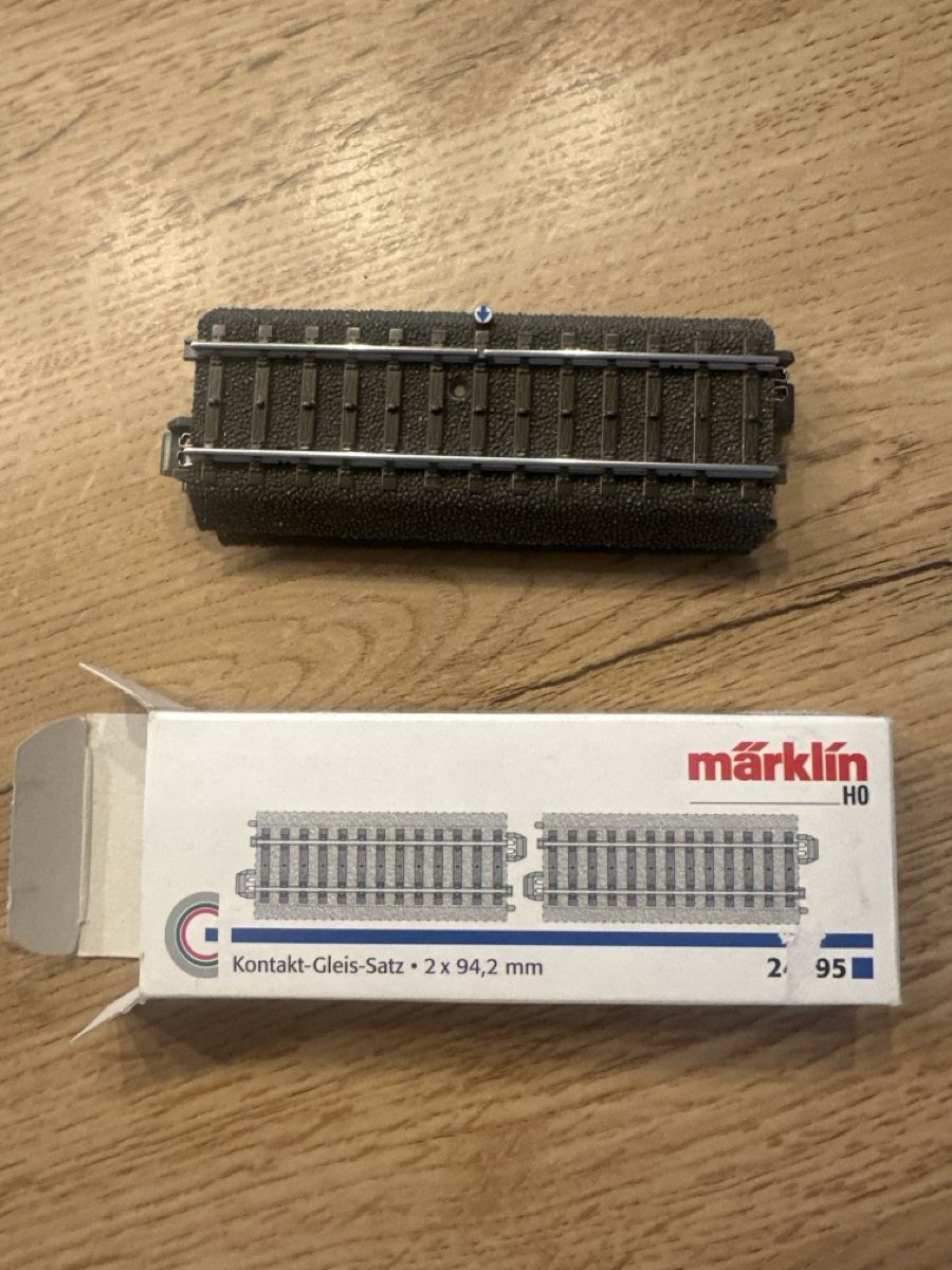 Märklin Modellini di ferrovie: Märklin HO Kontakt Gleis Satz – Usato da Bad Ragaz venduto da Nikis_Markt