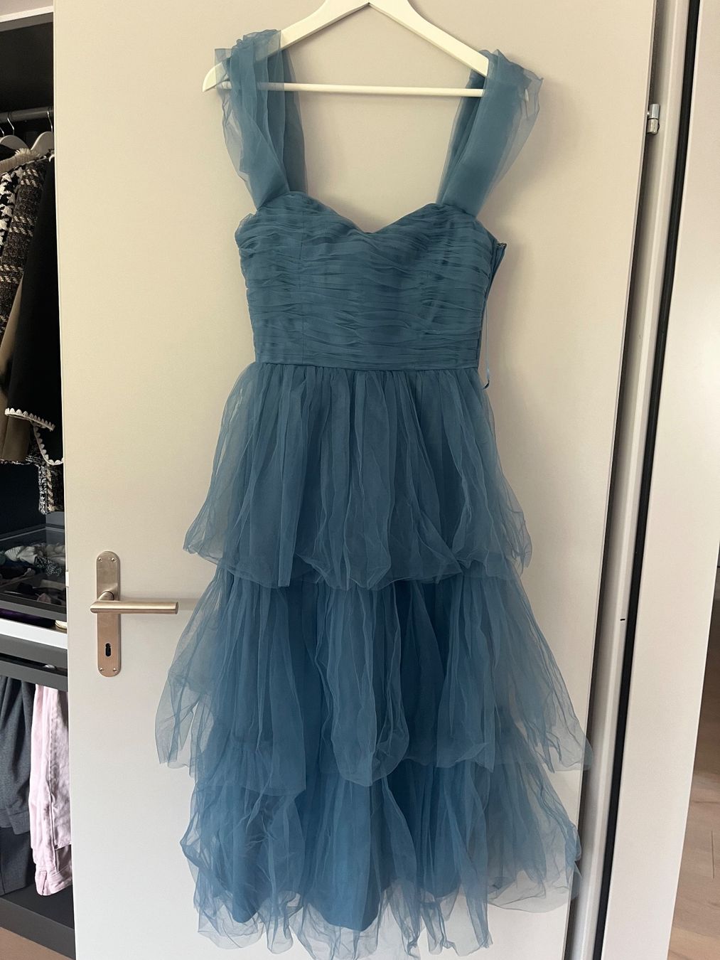Kleider: Lace & Beads Kleid ungetragen – Gebraucht aus Rüti ZH von sommerkind_23 1