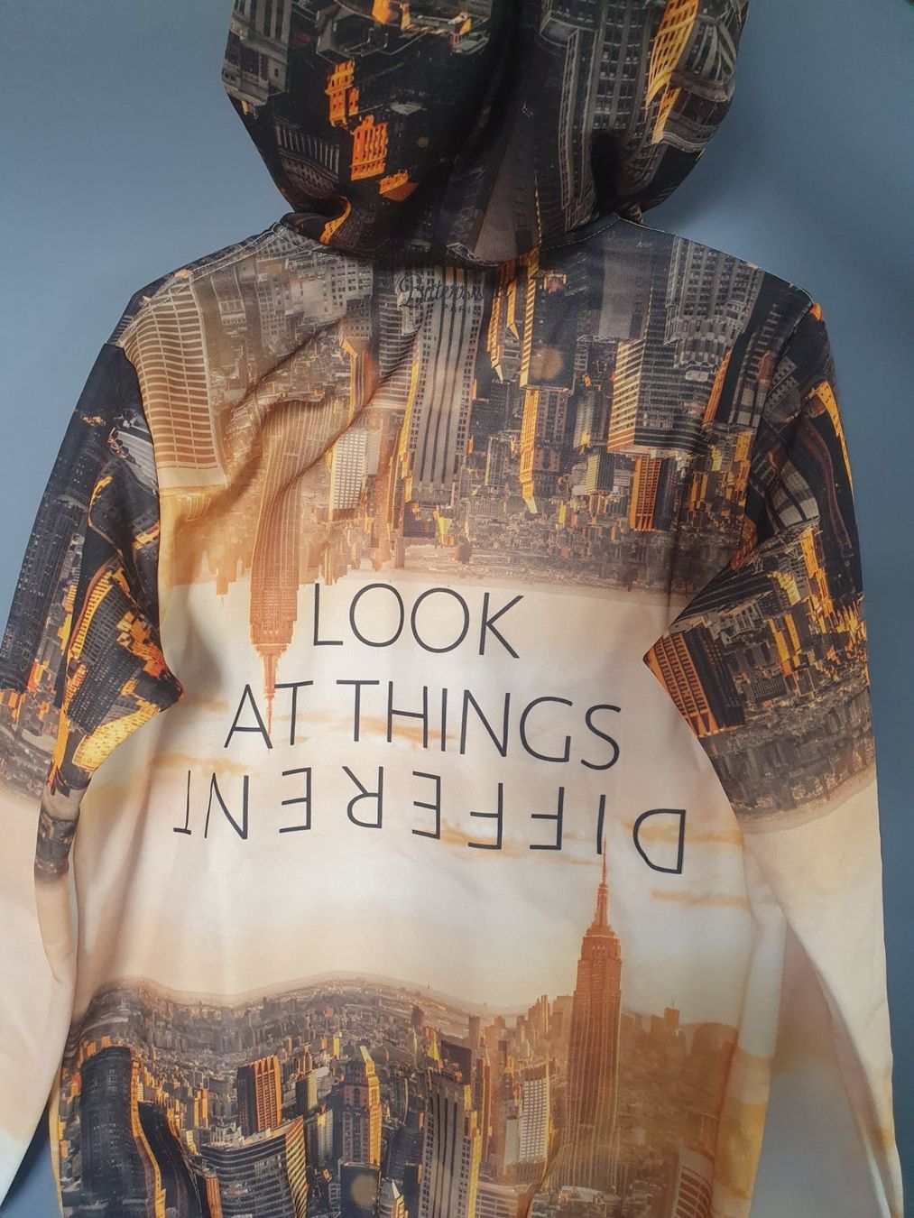 Maglioni & Felpe: Perspective Hoodie - Bittersweet Paris – Usato da Bern venduto da NilsMosi 2