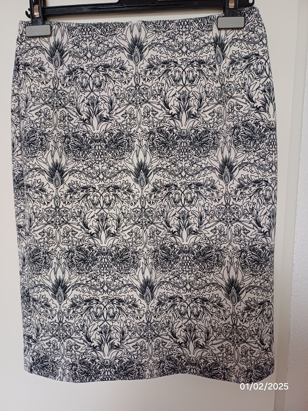 Mango Gonne: Rock - Marke: MNG - Grösse: EUR 40 – Usato da Würenlos venduto da Abracadabra26