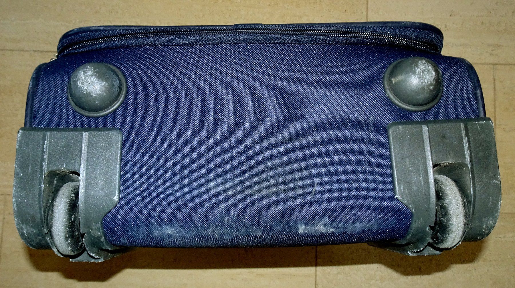Samsonite Reisekoffer: Samsonite Handgepäck-Koffer – Gebraucht aus Lausanne von jag_sj6f 4