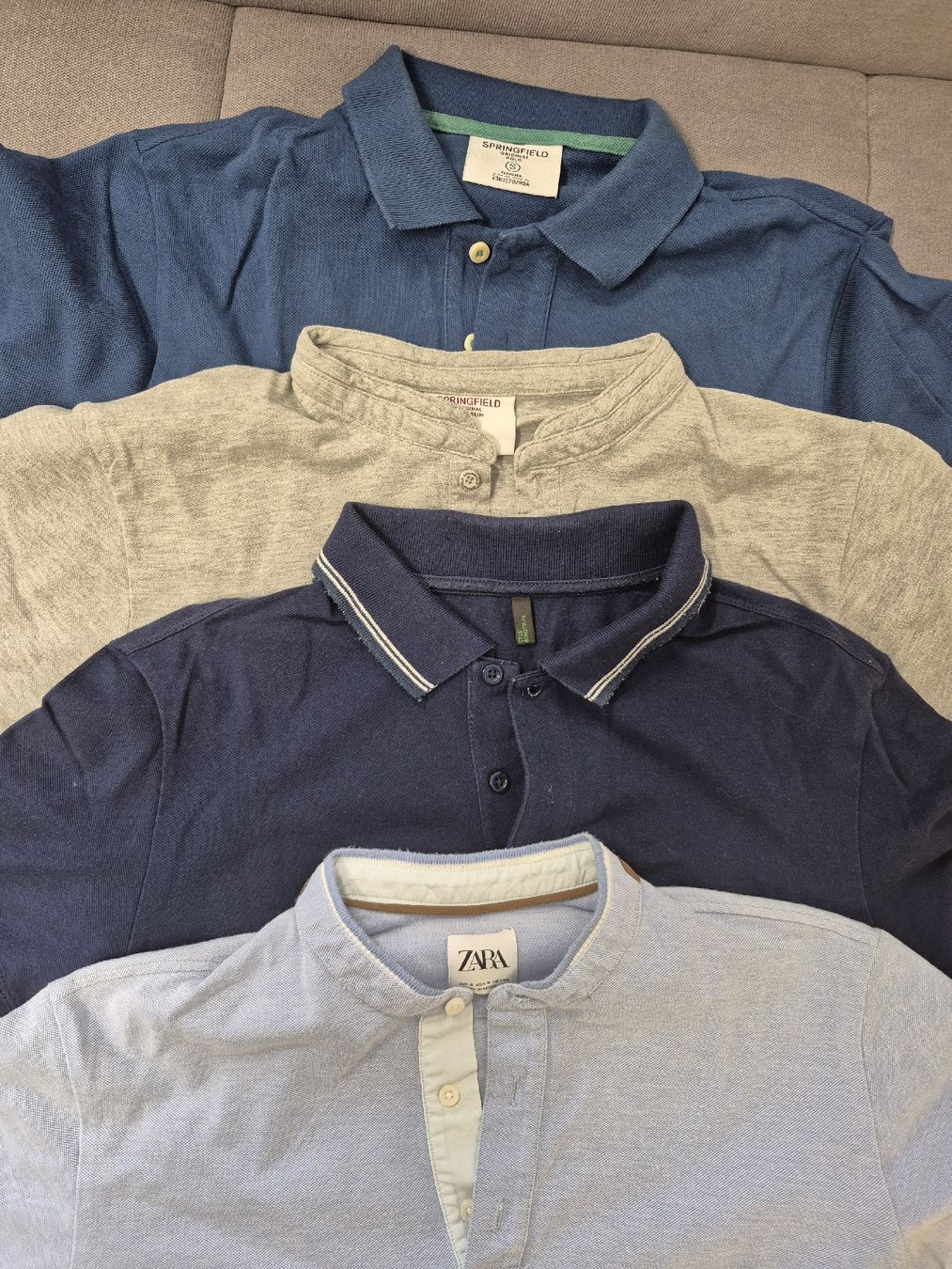 Lotti di vestiti: ensemble polo homme – Usato da St-Pierre-Clages venduto da _RV 1
