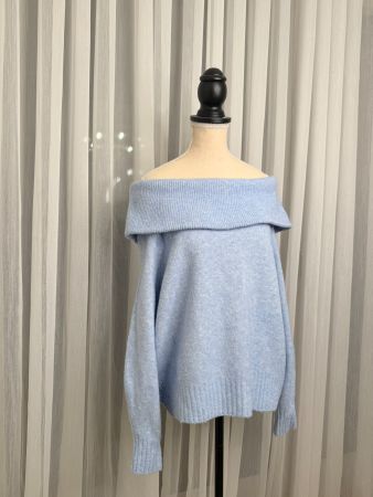 Schulterfreier Pullover in Blau