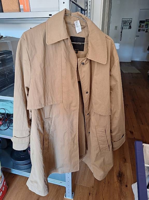 Massimo Dutti Manteaux: Massimo Dutti Trenchcoat L, XL – Neuf (Voir description) à Wil SG par kre_2w2t