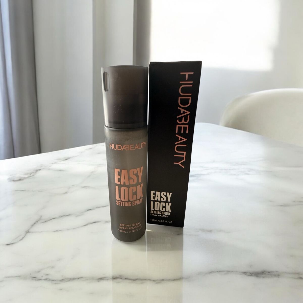 Make-up: Huda Beauty Easy Lock Setting Spray - Neuwertig! – Nuovo e nell'imballaggio originale da Solothurn venduto da Menis-Shop1