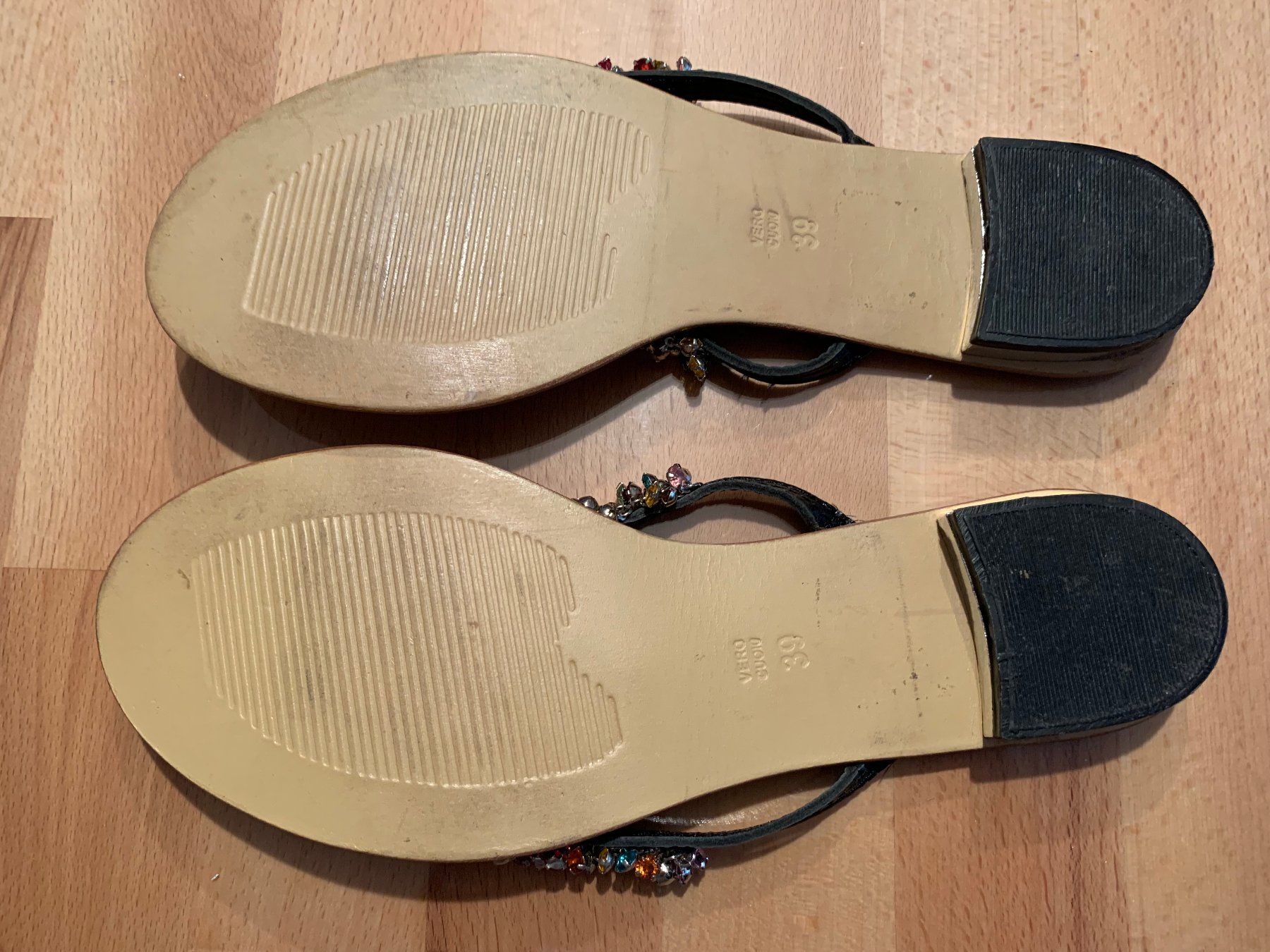 Scarpe da donna: Flip Flops mit Schmucksteinen Gr. 39 – Nuovo e nell'imballaggio originale da Wetzikon ZH venduto da EvisStore 4