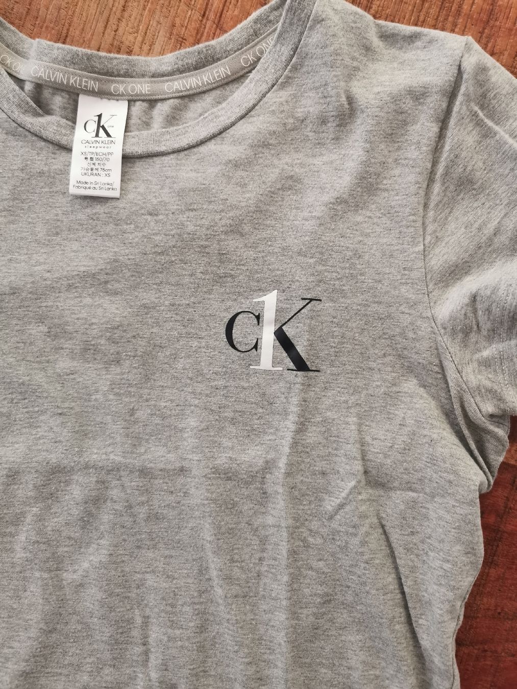 Calvin Klein T-shirt: Calvin Klein Baumwolle shirt  – Usato da Sempach venduto da .1SecondBrands. 1
