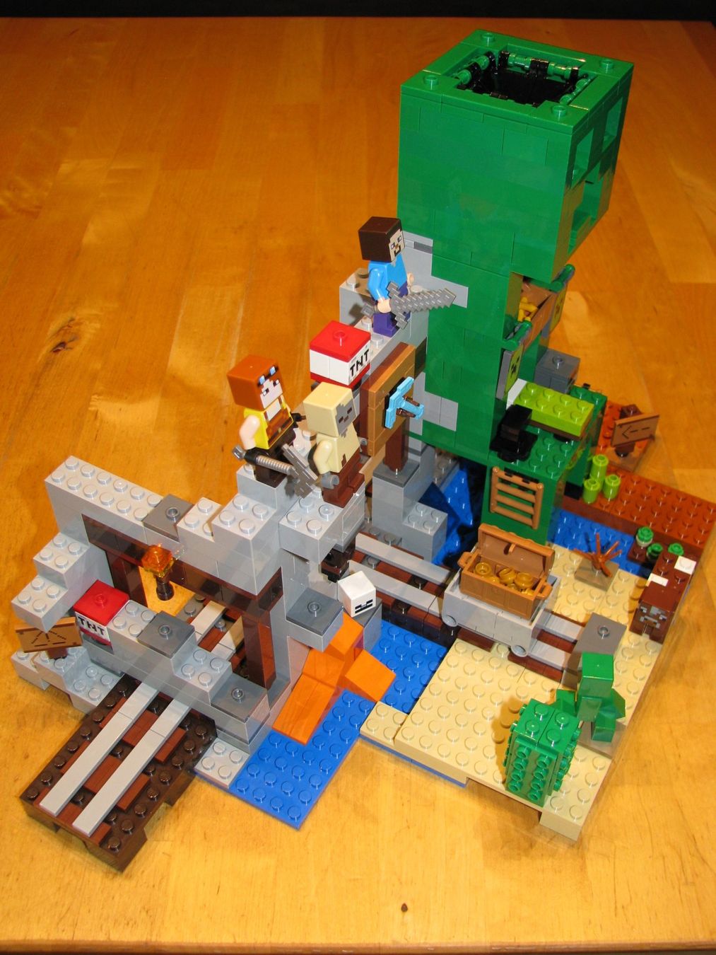Lego Spielzeuge: Lego Minecraft 21155 The Creeper Mine – Gebraucht aus Wangen b. Olten von Binggeli4 1