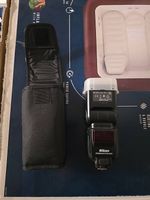 Nikon SB-5000 High-End Blitzgerät  inkl. Akkus & Ladegerät