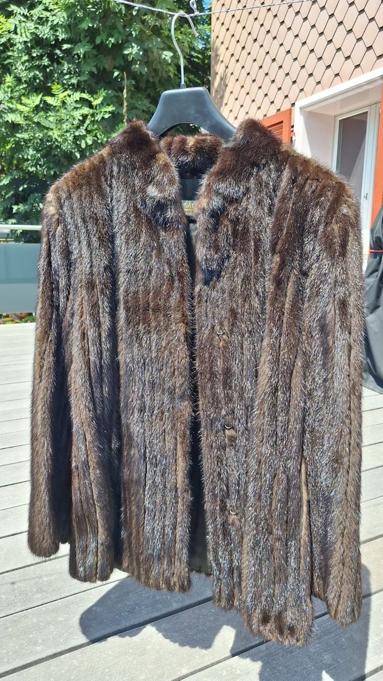 Cappotti: Saga Selected Nerzjacke / Pelzjacke Gr. 38 – Usato da Goldau venduto da nil_cf5s 1