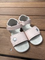 😃 KICKERS Sandalen 24-25