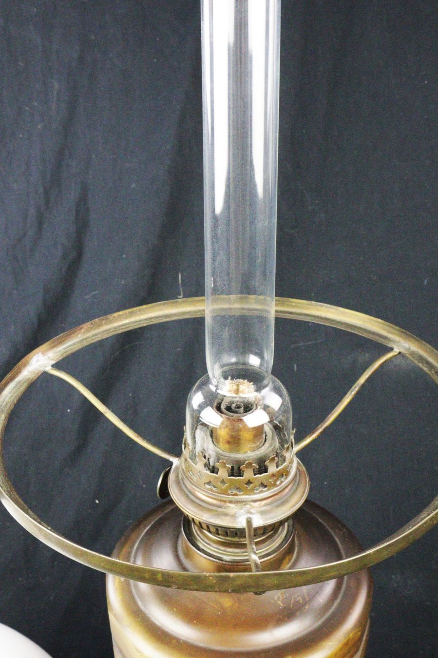 Lampade: Antike Petroleumlampe – Usato da Volketswil venduto da brockipfannenstil 4