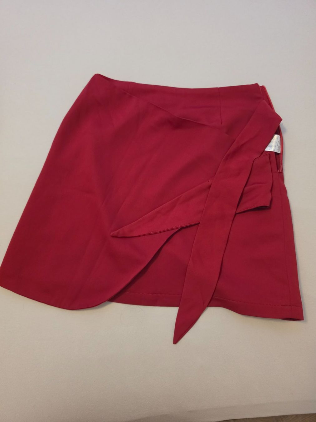 Gonne: Red Skirt EU 36 – Nuovo (secondo la descrizione) da Le Locle venduto da vri_c59x 1