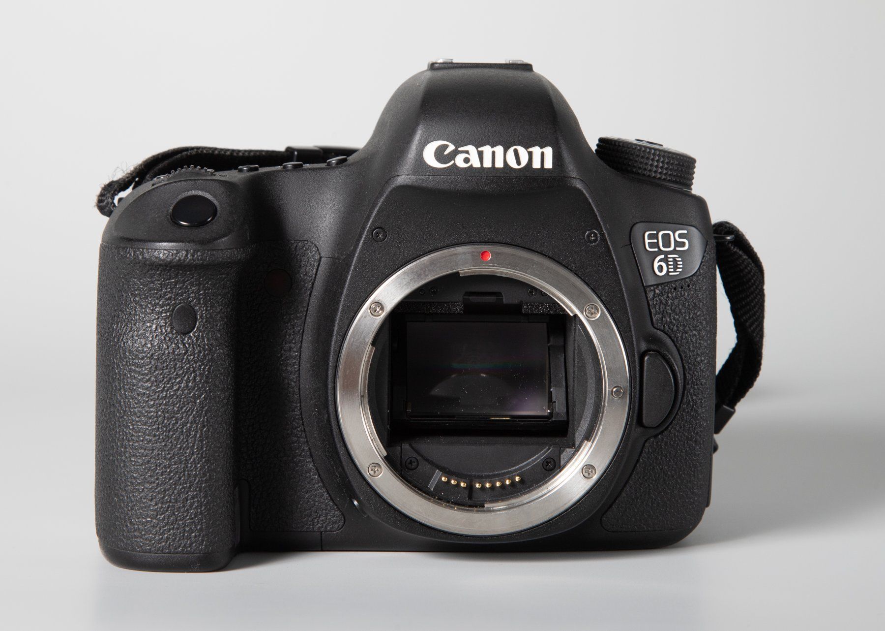 Canon Fotocamera: Canon 6 D Mark Vollformatkamera – Usato da Basel venduto da mai_qzm2 1